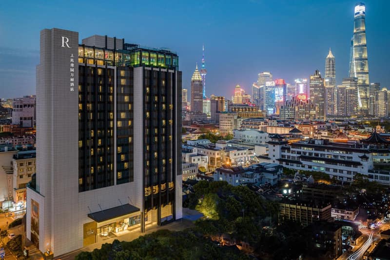 Renaissance Shanghai Yu Garden Hotel — building