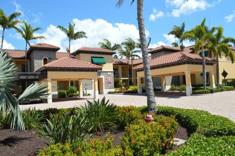 Naples Bay Resort and Marina — photo 2