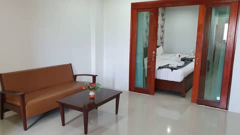 Doungta Anda Hotel — hotel room