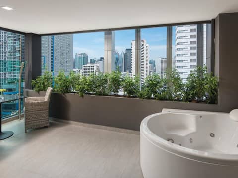 Solitaire Bangkok Sukhumvit 11 by Kingston Hotels — photo 3