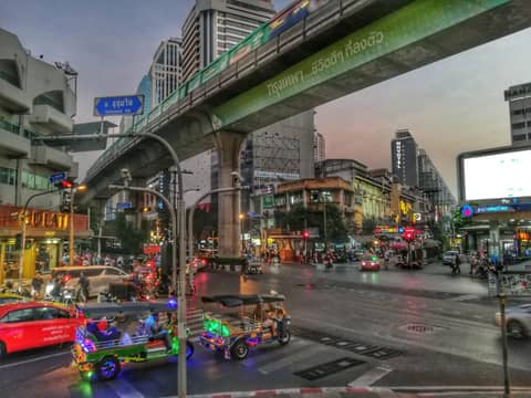 Solitaire Bangkok Sukhumvit 11 by Kingston Hotels — photo 8