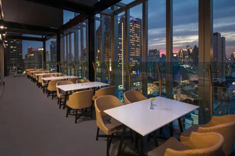 Solitaire Bangkok Sukhumvit 11 by Kingston Hotels — roof