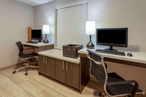 Days Inn & Suites by Wyndham Denver International Airport — photo 9