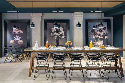 OKKO Hotels Lyon Centre — dining