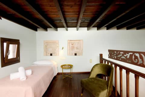 Elaia-Fos — bedroom