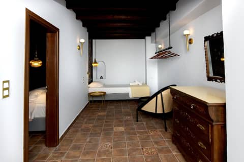 Elaia-Fos — hotel room