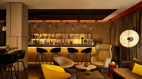 Park Plaza London Park Royal — bar