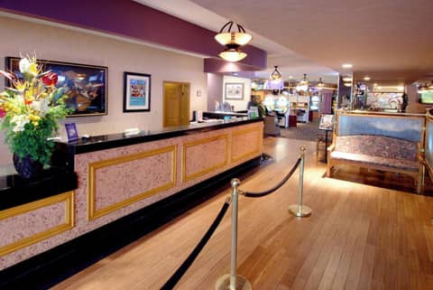 Mardi Gras Hotel & Casino — hotel reception