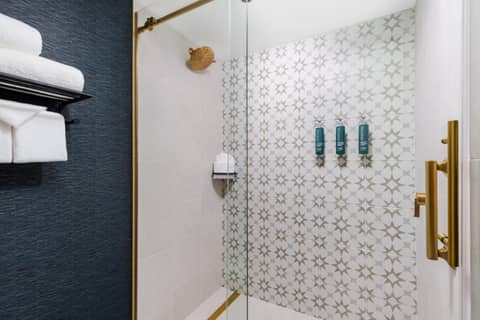 DoubleTree by Hilton Charlotte City Center — photo 2