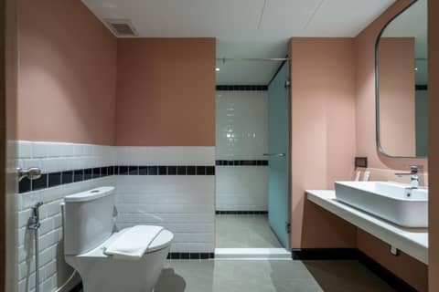 The Cotton Saladaeng Hotel — bathroom