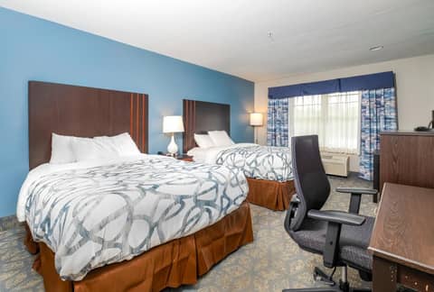 Spark By Hilton Freeport — photo 9