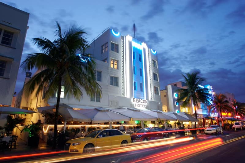 Beacon South Beach Hotel — building