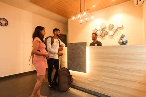 Coastal Pearl Hotel Miramar Panaji — human