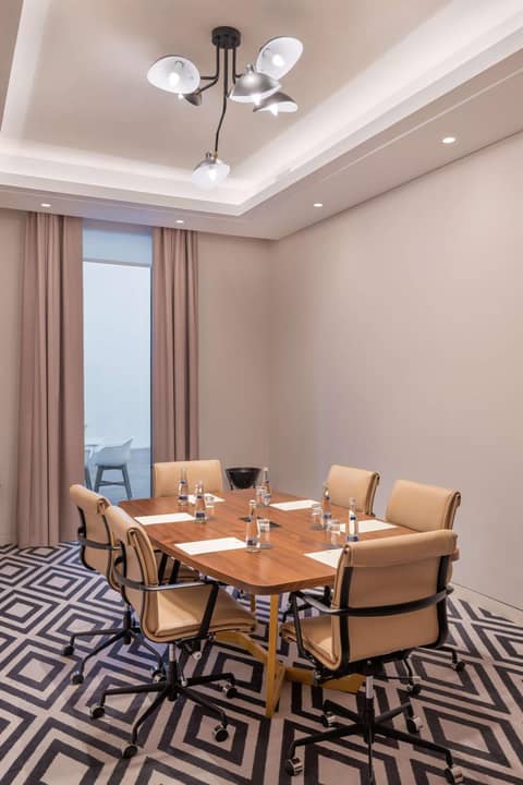 The WB Abu Dhabi Curio Collection By Hilton — photo 7