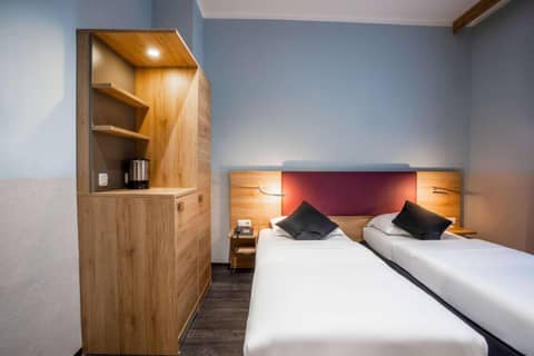 Hotel Ocean Pearl Frankfurt Central Station — photo 7