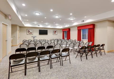Holiday Inn Express & Suites San Antonio - Brooks City Base by IHG — photo 4