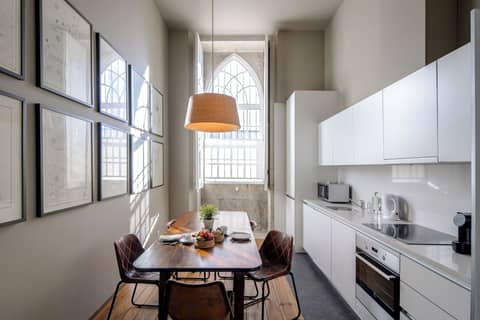 Condes de Azevedo Palace Apartments — kitchen