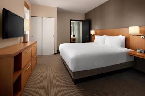 Hyatt Place Calgary Airport — photo 9