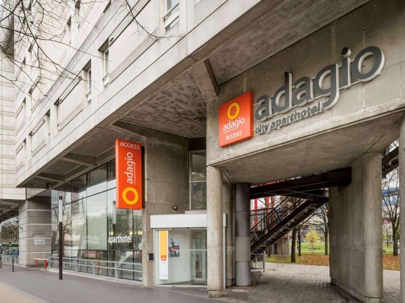Aparthotel Adagio Access Paris La Villette — building