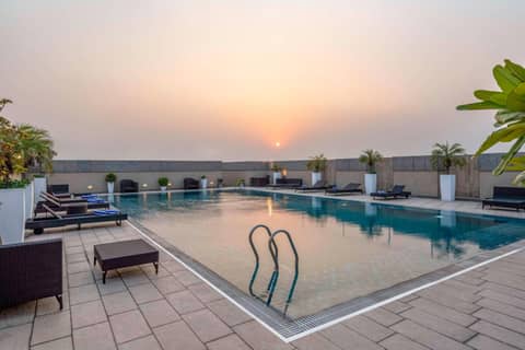 Svelte Delhi a member of Radisson Individuals — recepcion & lobby