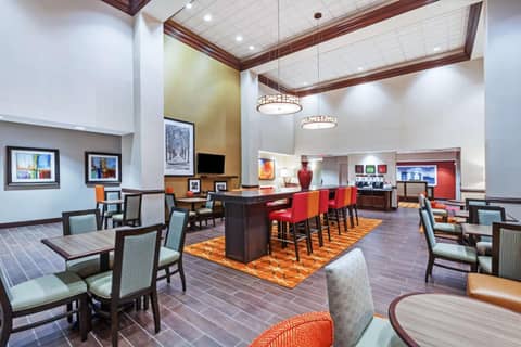 Hampton Inn & Suites Houston I-10 West Park Row, Tx — photo 3