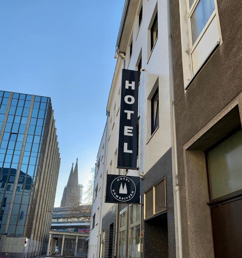 Hotel Domspitzen — building