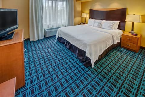 Fairfield Inn and Suites by Marriott Naples — photo 9