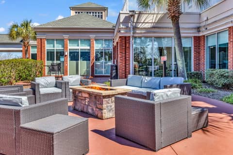 Hilton Garden Inn Myrtle Beach/Coastal Grand Mall — activities & amenities