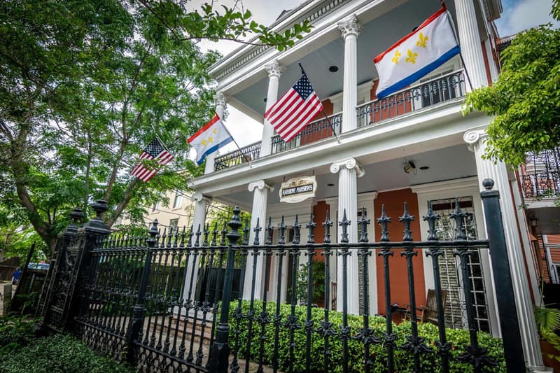 Rathbone Mansions New Orleans — building