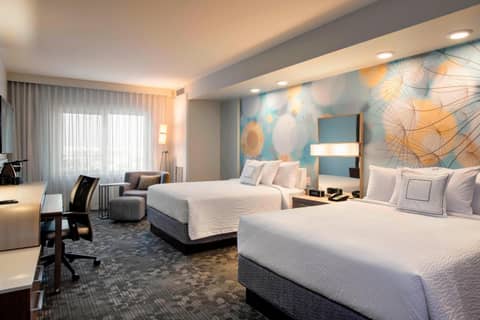Courtyard by Marriott Calgary South — photo 4
