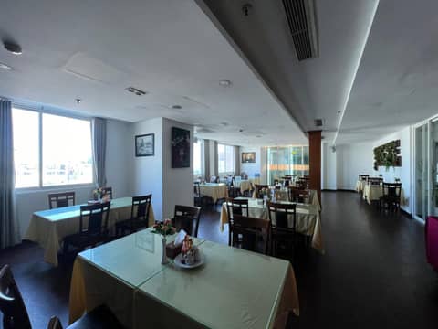 A25 Premium Hotel - 29 Lê Thị Hồng Gấm — photo 3