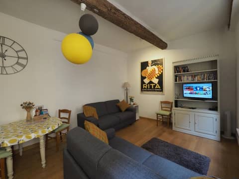 2 Bedroom Apartment Old Town Centre — photo 6