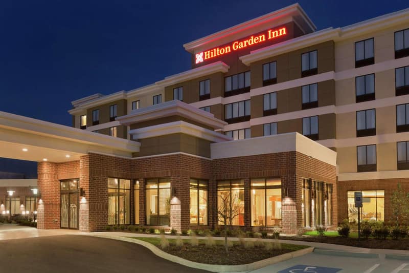 Hilton Garden Inn Pittsburgh Airport South-Robinson Mall — building