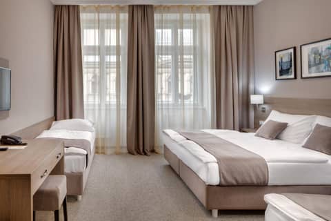 Hotel Florenc — hotel room
