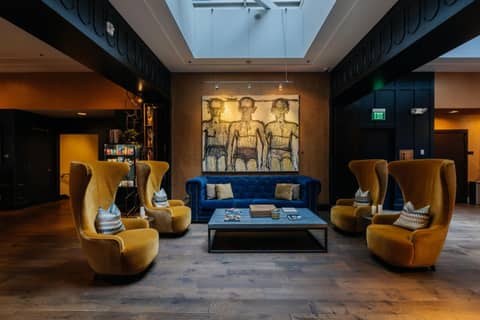 Hotel Lucia — lounge