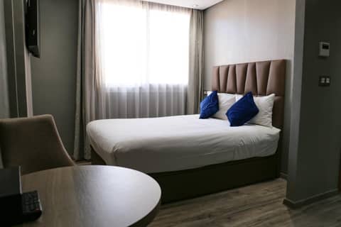 Le 22 Appart'Hotel — hotel room