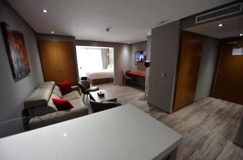 Le 22 Appart'Hotel — hotel room