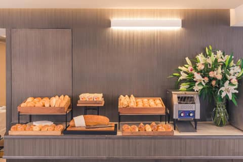 Raeli Hotel Siracusa — dining