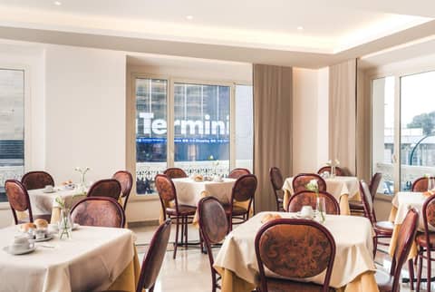 Raeli Hotel Siracusa — dining