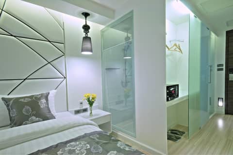 Sukhumvit Suites Hotel — photo 6
