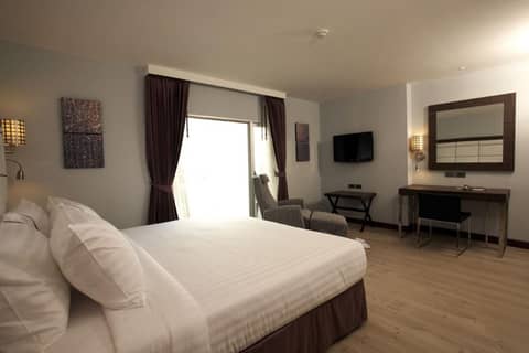 Sukhumvit Suites Hotel — photo 8