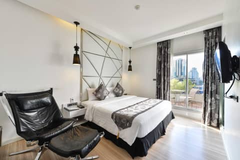 Sukhumvit Suites Hotel — photo 9