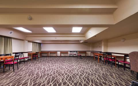 Red Roof Inn PLUS & Suites Houston - IAH Airport SW — photo 6