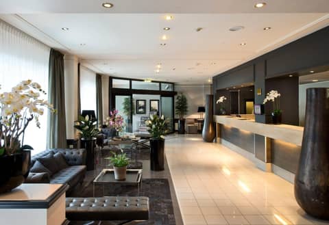 Park Hotel Hamburg Arena — recepcion & lobby