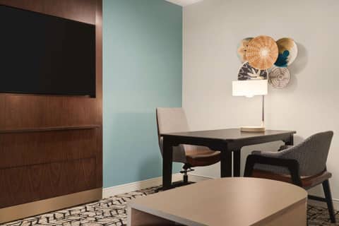 Embassy Suites by Hilton Fort Lauderdale 17th Street — photo 4
