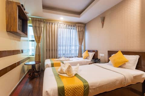Yellow Pagoda Hotel — photo 2