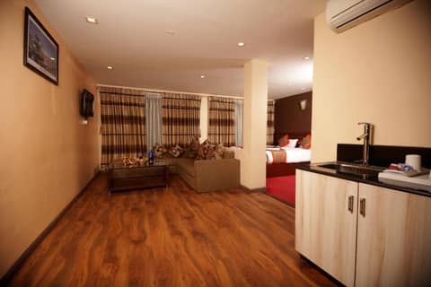 Yellow Pagoda Hotel — photo 5