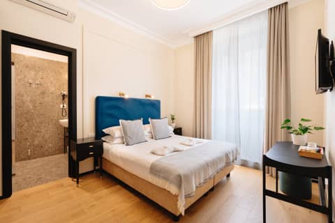 Deseo Home Guest House — hotel room