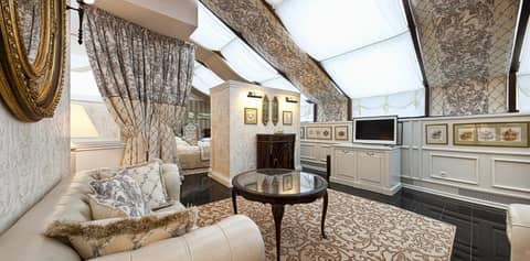 The Bonerowski Palace Boutique Hotel — hotel room