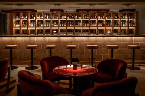 One Hundred Shoreditch — bar
